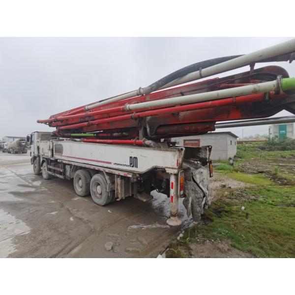 2.6mm Vibrating Amplitude Cylinder Type Putzmeister Concrete Pump 56m on Promotion