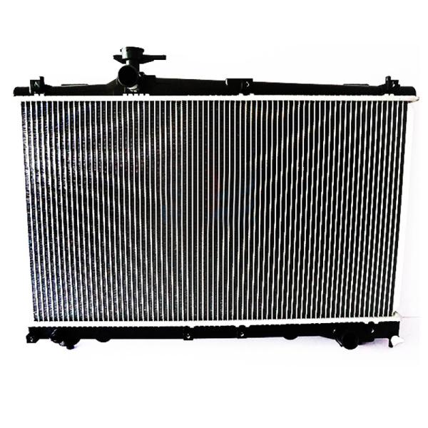 Buy 425x728mm Auto Aluminum Radiator For Hyundai And Toyota AVENSIS 16400-28290 at wholesale prices