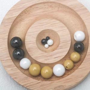 Customized Wholesale Wooden Holder for Jewelry Bracelet Beautiful Display