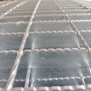 China 15w2 Stair Treads Serrated Steel Grating Hot Dipped Galvanized Metal on sale