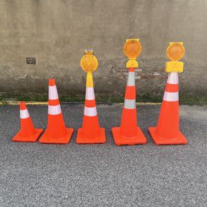 28 Inch Reflective Orange PVC Flexible Traffic Cone for Road Safety and Crowd