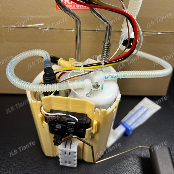 Land Rover Car Parts Discovery 5 3.0 V6 Fuel Pump Gasoline Pump LR082740 