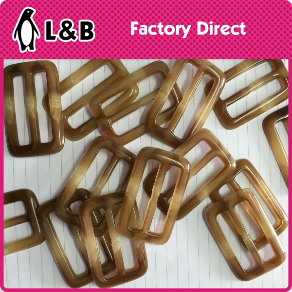 Wholesale nature button high-end 2/4hole coconut shell buckle button.