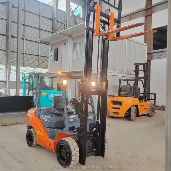 Forklift TOYOTA 8F30 for Sell and Reasonable Used Diesel Forklift 1000MM Fork Length