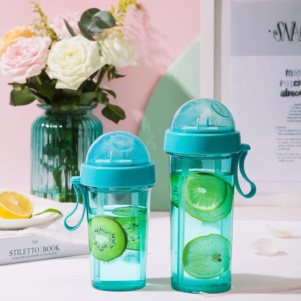 2019 Tik Tok Korea And Japan Hot Dual-Use Biodegradable Tritan Water Bottle,14OZ 20OZ Reusable Bubble Tea Strawberry Cup