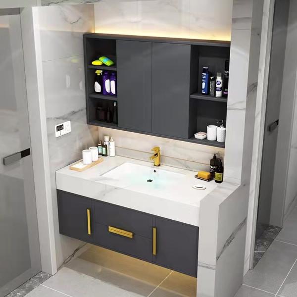 Bathroom vanity with quartz countertop and chrome fixtures