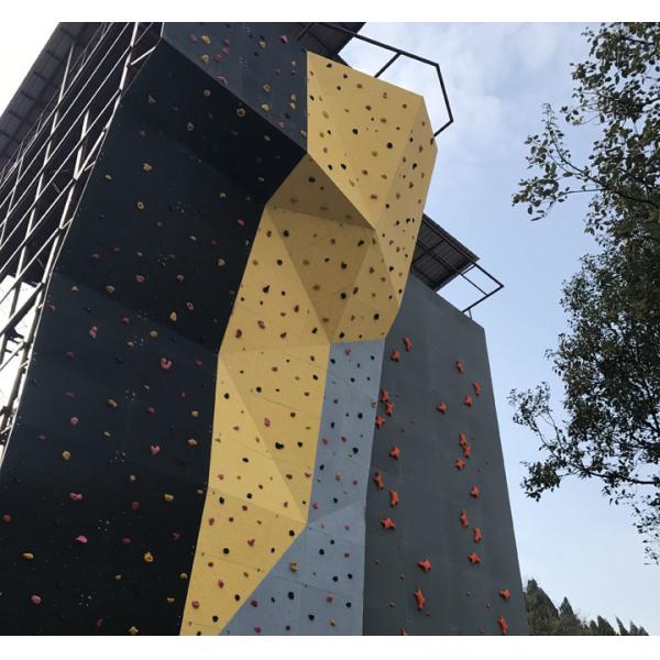 Buy Indoor/Outdoor Gym Equipment Sturdy Construction for Customizable Rock Climbing Walls at wholesale prices