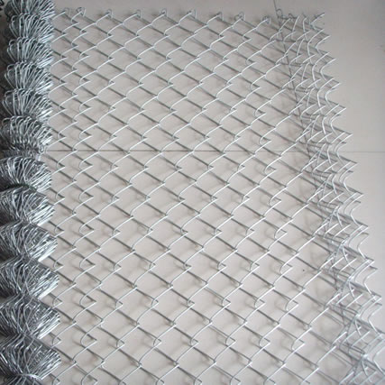5 Ft Metallic Coatings Hot Dipped Galvanized Chain Link Fence Fabrics For Rural SGS Listed