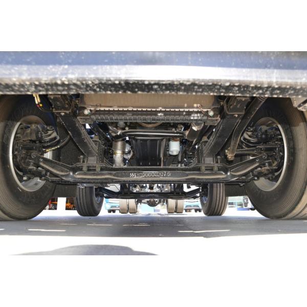 Single Row And Half Seats Foton Auman Truck High Roof Diesel 245HP 6X2 8.6m Truck Chassis