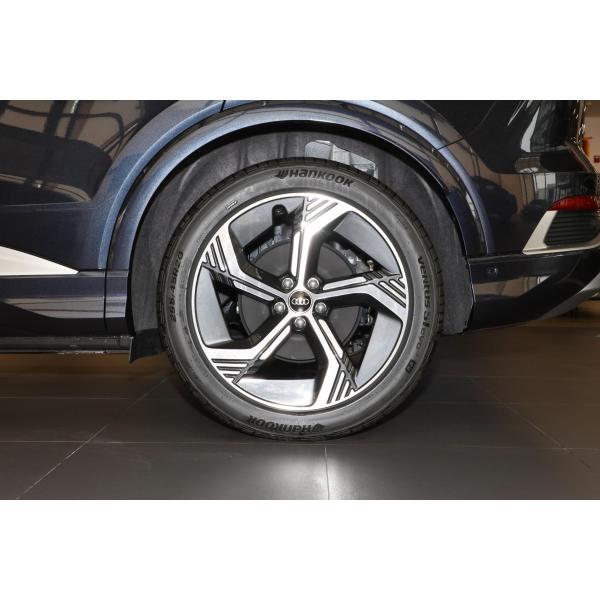 604KM Range Second Hand Electric Car Max Speed 160km/h Ternary Lithium Battery SUV