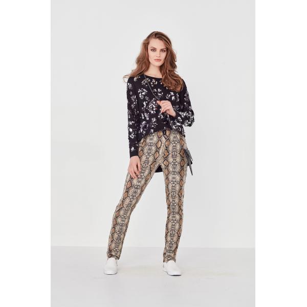 Buy 2020 OEM Design  Slim Fit Sweatpants Womens Skinny Trouser Pants Long Style at wholesale prices