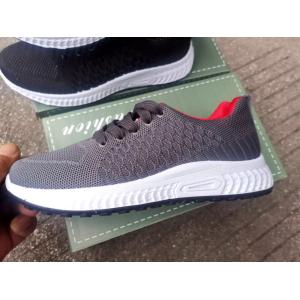 Ladies flyknit sport shoes