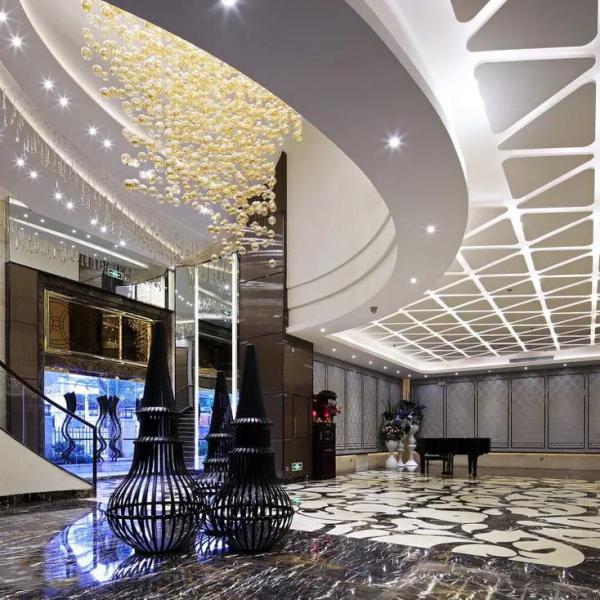 PVDF Finished Metal Ceiling Design