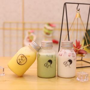 Transparent Reusable Screw On Lid Plastic Bubble Tea Jugs