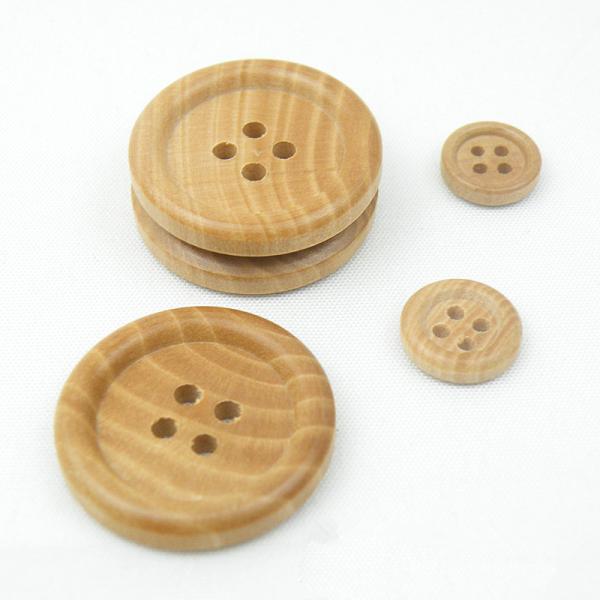 Clothing Accessories 2 Holes 4 Holes Round Laser Engraving Letter Hearts Love Sweater Wood Button for Garment