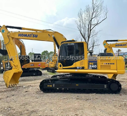 24TON Komatsu Excavator with 119 kw Power and Original Hydraulic Valve at Affordable