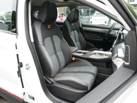 Geely Binyue 1.5T Dct Engine Gasoline Suv Made In Second Hand Car Sales On Touch Screen