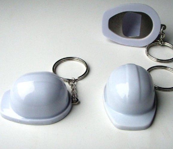 Freeuni High quality Hot selling Cheap safety hemlet bottle opener with keychain customize