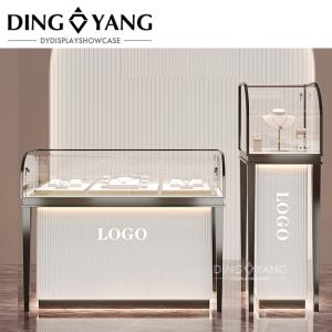 Fashion Beautiful Wooden Glass Jewellery Counter With Low Power Consumption