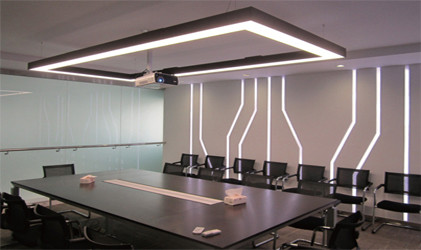 Customized Aluminum Black Linear Pendant Light Indoor Linear Led Pendant