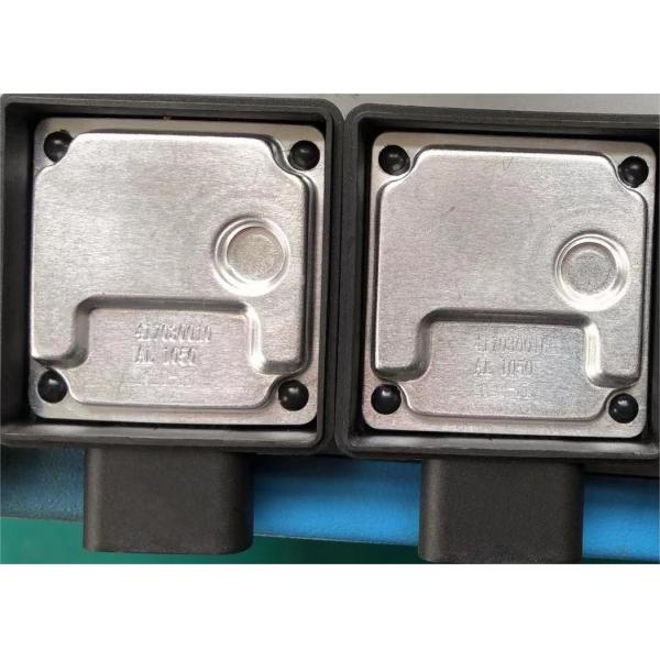 Pulse Heat Staking Controller with Simultaneous Heat Staking Capability for Multiple Plastic Stakes