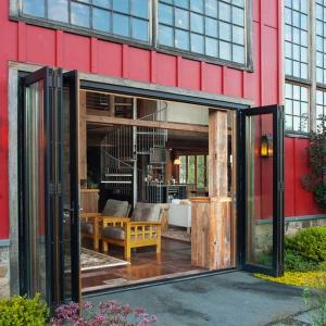 New design aluminum frame tempered glass folding door for villa/house/building