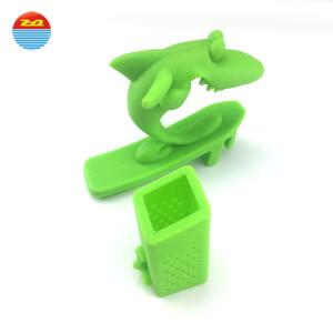Wholesale Funny Surfing Shark Silicone Tea Infuser