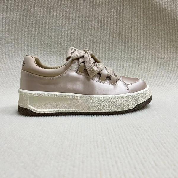 Women luxury thick-soled sport shoes with light weight