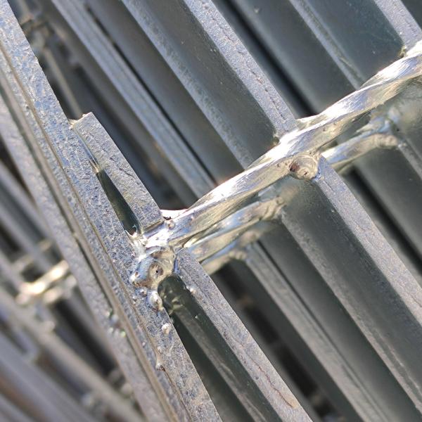 shaped grating plate