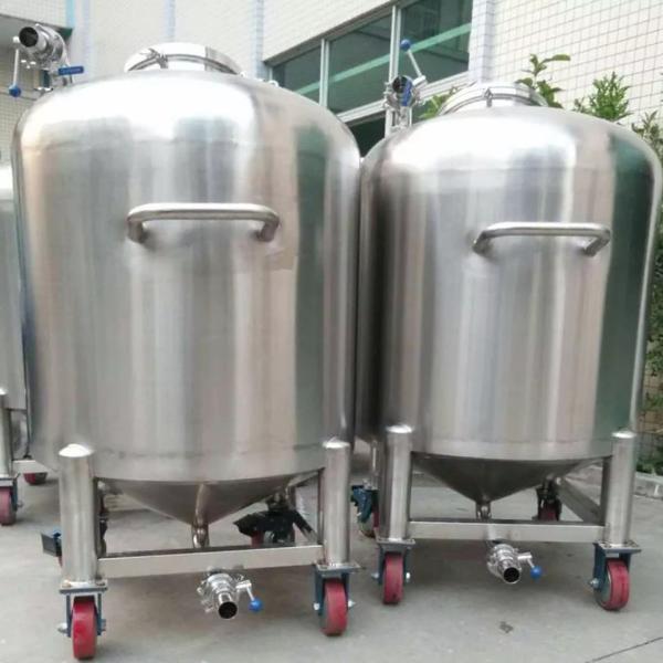 Ailusi 20000L Sanitary Grade Vertical Sealing Stainless Steel Liquid Storage Tank
