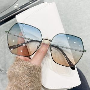 Personalized Polygonal Metal Frame Sunglasses Eye Protection OEM
