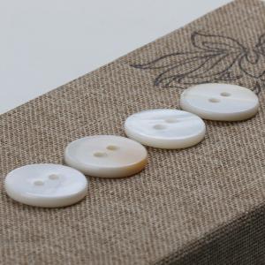 wholesale white shirt mother of pearl with varnish natural rivershell pearl