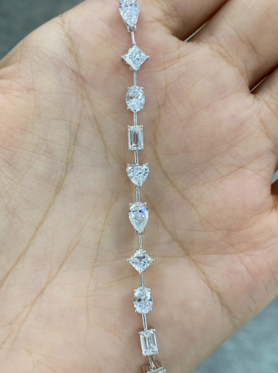 6.481ct~10.518ct Bracelet DEF VS special-shaped Lab Grown Diamonds 18K white gold