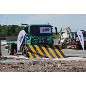 Shallow Mount Hydraulic Road Blocker 300mm Depth For Perimeter Protection