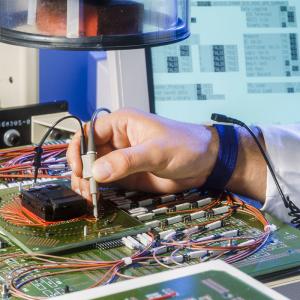 China Electric Heating Suits FCC Certification Testing For Global Export Products Authentication service on sale