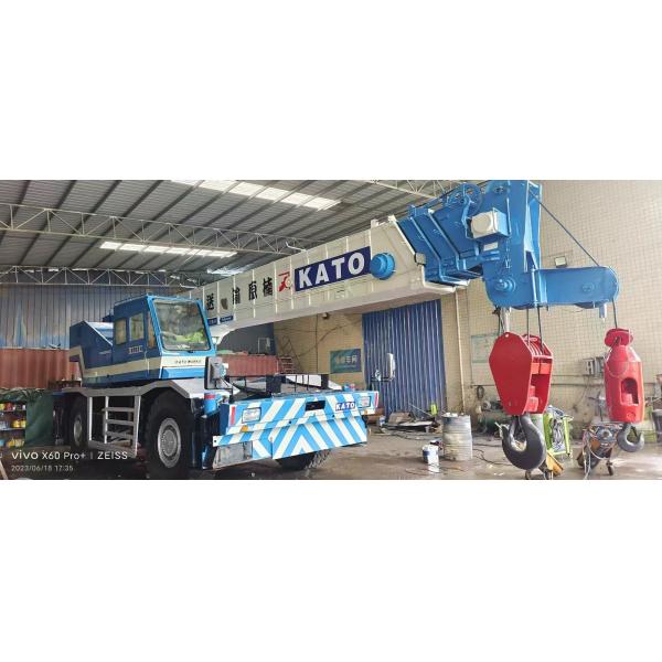 2000 Model Used Rough Terrain Cranes KATO KR450A User Friendly Design