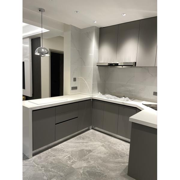 Buy Contemporary Design Modern Kitchen Cabinet with Particle Board Carcase and Plywood Door at wholesale prices