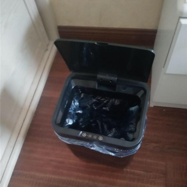 Buy Easy Operating Smart Garbage Bin , Household Touchless Garbage Can at wholesale prices