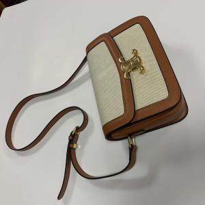 Artificial Canvas Leather Material 20.2kg/Cm3 Tensile Strength 22x19x10cm