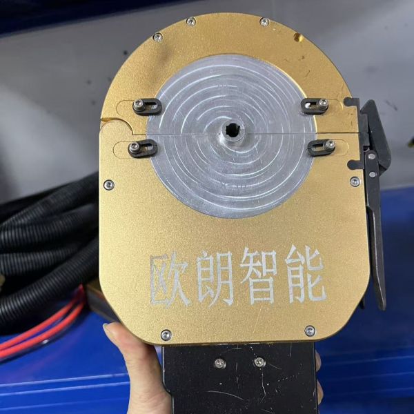 Closed pipe automatic welding-automatic welding applied to heat dissipation