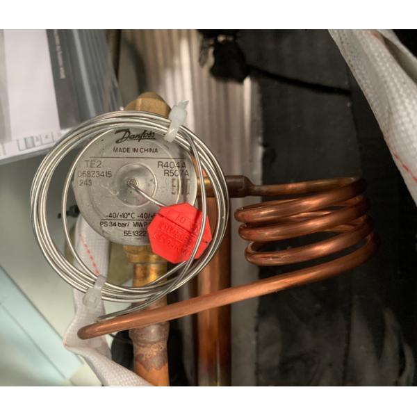 Commercial Air-Cooling Freezers Equipped With Anti-Fog Glass Doors