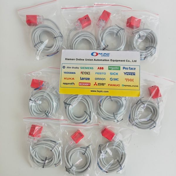 Buy PL-05N OMRON Inductive Proximity Sensor at wholesale prices