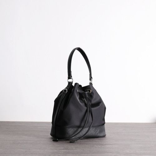 Buy Head Layer Leather Womens Leather Bag 22cm Black Drawstring Bucket Bag at wholesale prices