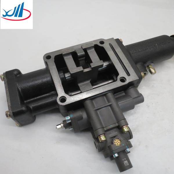 Buy Howo Truck Parts Gear Selector Top Cover AZ2203210040 ISO9001 at wholesale prices