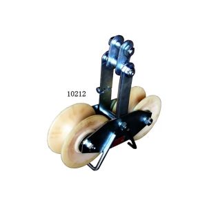 China Double Sheave Stringing Block with 25 KN Rated Load and MC Nylon or Aluminum Sheaves for Smooth Ball-Bearing Operation on sale