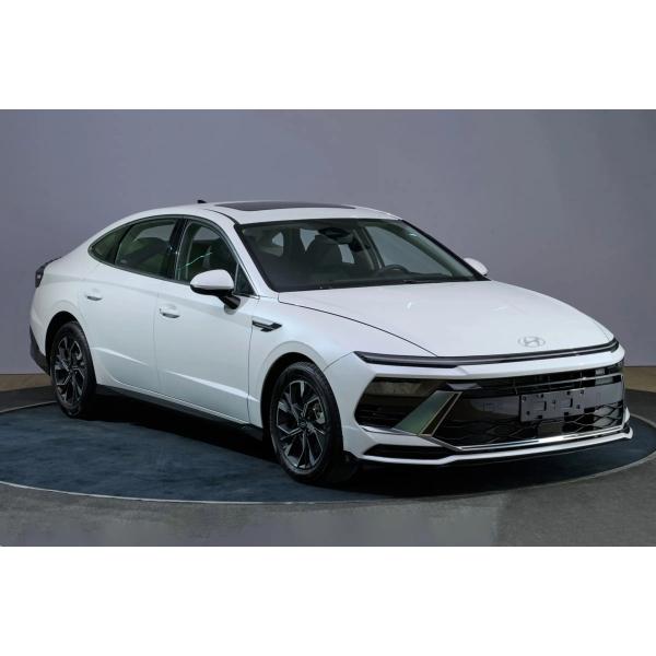 Hyundai Sonata 11 1.5T Glx 8At Sedan 5-Seat Pure Gasoline Compact Car with Touch Screen