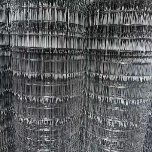 Flexible Welded Exterior Stucco Lath Mesh 1.5x1.5 Inch Thermal Expansion Resistant Finish