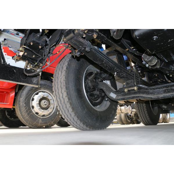 Shock-Absorbing Seats Foton Auman Van Truck Diesel 245HP 6 Cylinders 6X2 9.53m Air Conditioning