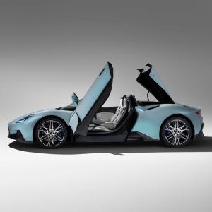 Gasoline Classic Vehicles 2023 Maserati MC20 Sports Car