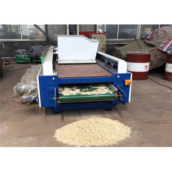 Buy Horse Breeding Wood Milling Machine 1500kg/H With 60cm Blades at wholesale prices